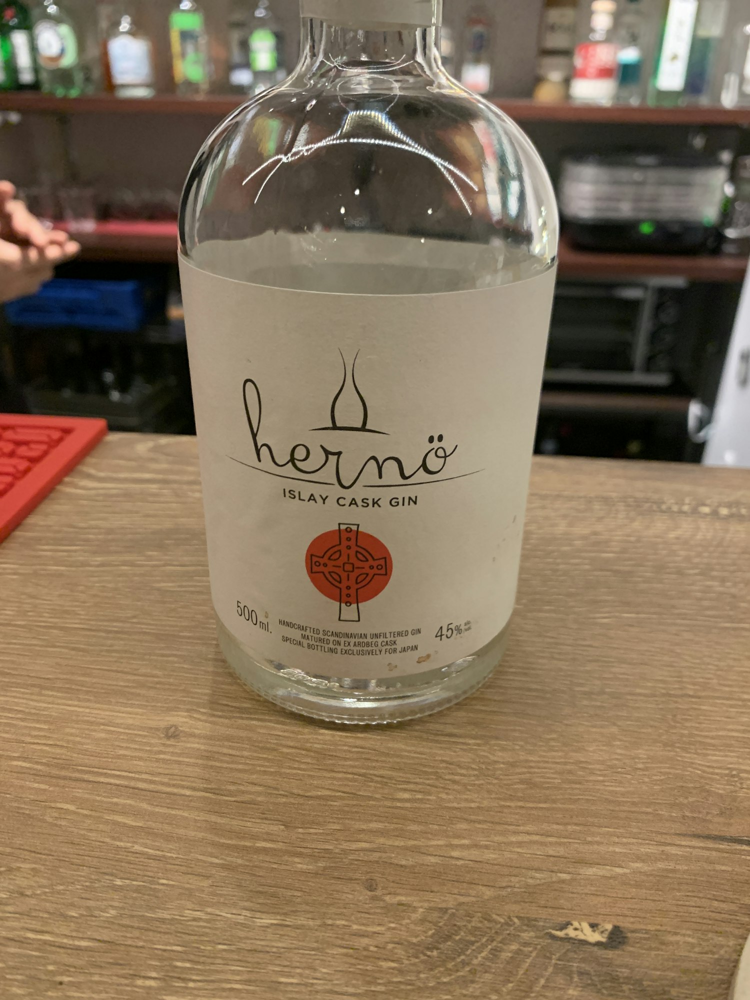 HERNÖ ISLAY CASK GIN