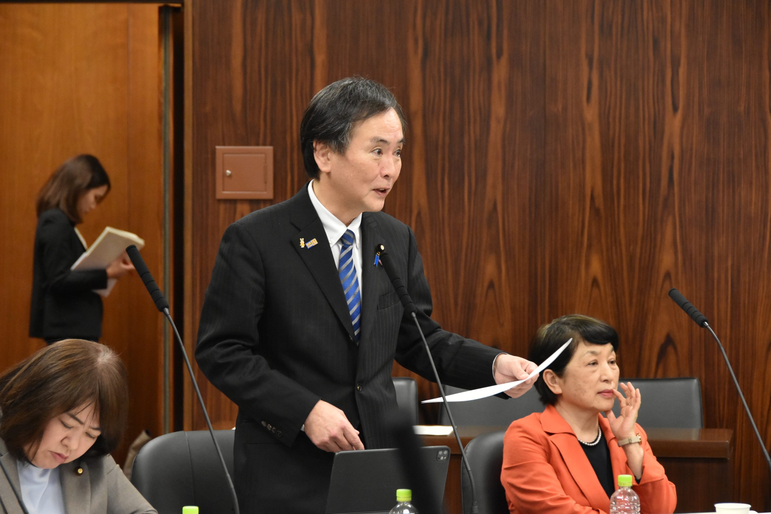 民事訴訟の審理期間短縮に向け体制整備を訴える～参議院法務員会（裁判所職員定員法改正案）～