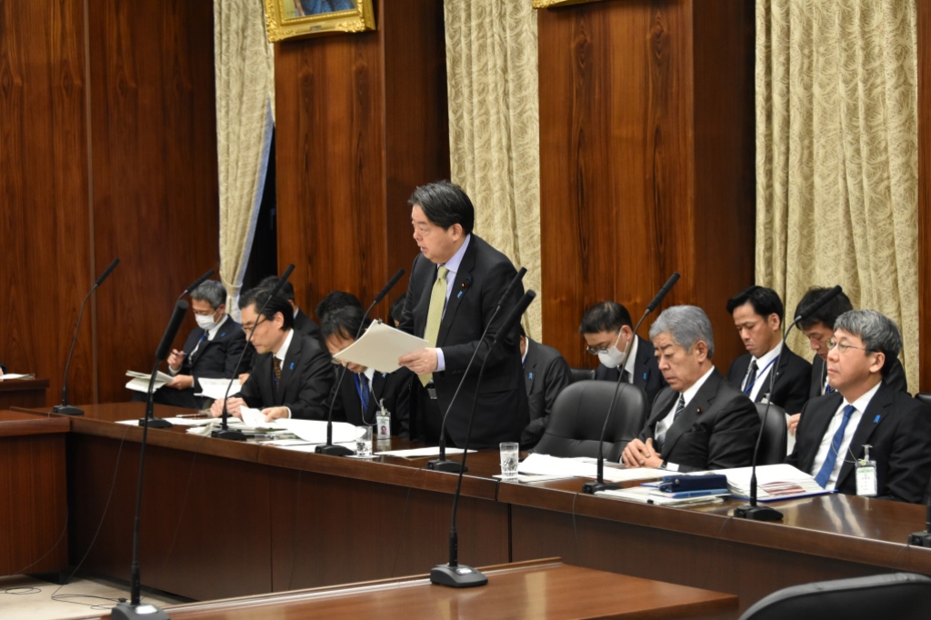 拉致被害者の即時帰国に向けて～北朝鮮による拉致問題等に関する特別委員会～