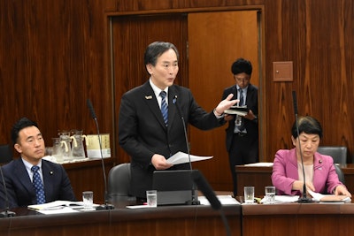 裁判所の労働環境改善を求める～参議院法務委員会～