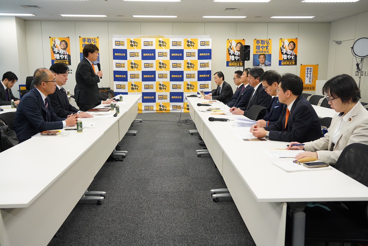 電力総連・ＪＥＣ連合・紙パ連合、GX推進法改正に関する要請書を国民民主党に提出～今後の法案審議に向けて～