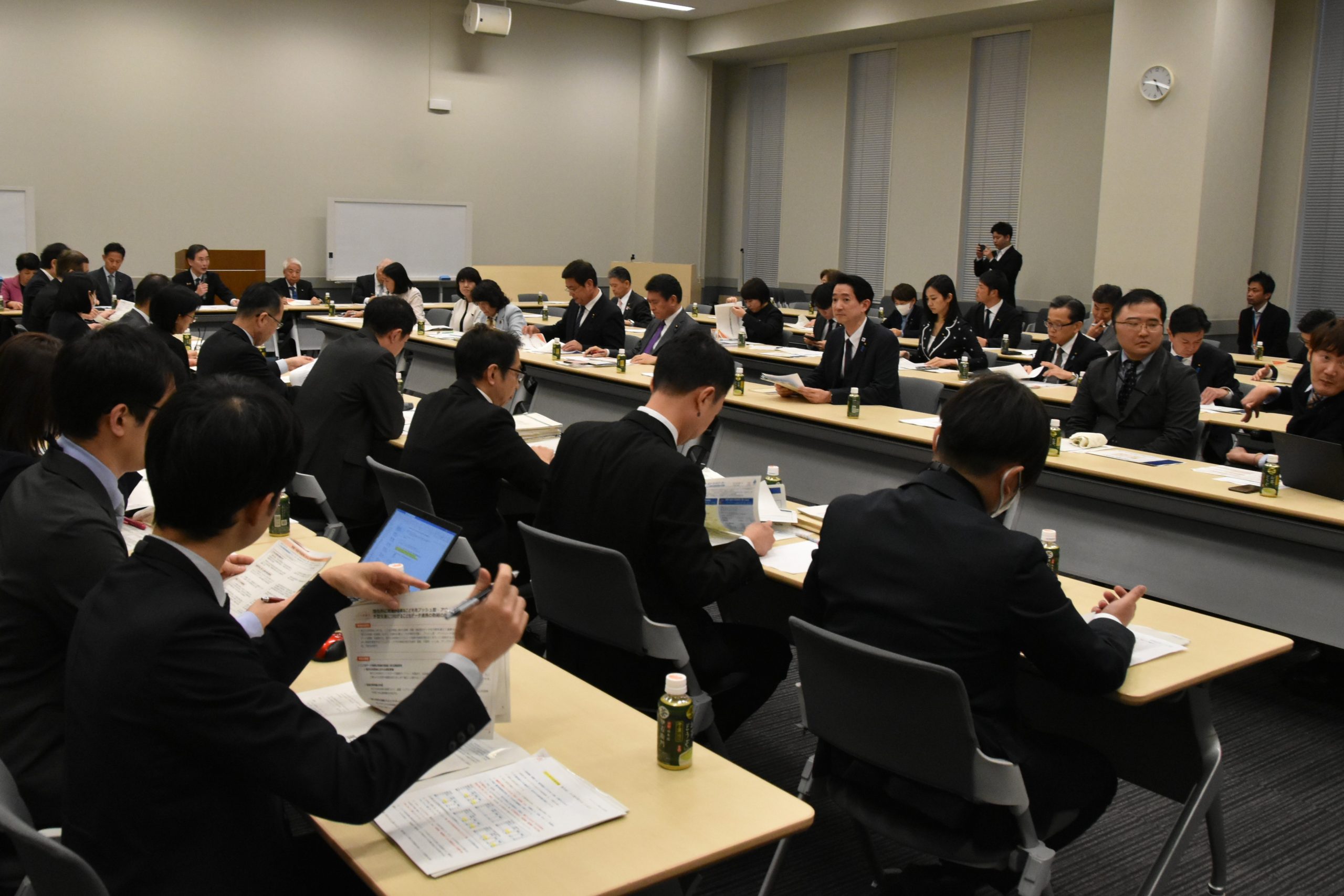第38回「自殺対策を推進する議員の会」総会を開催