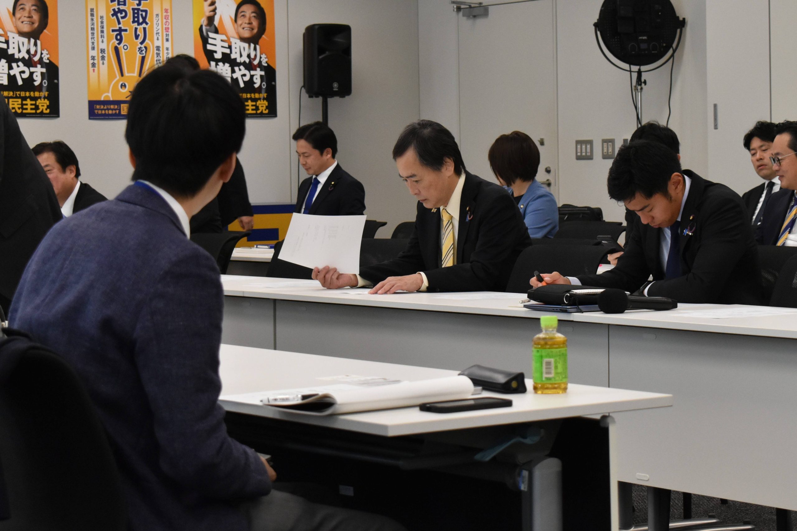 公務労協より「地方財政の安定確立に向けた要請」 ～国民民主党～