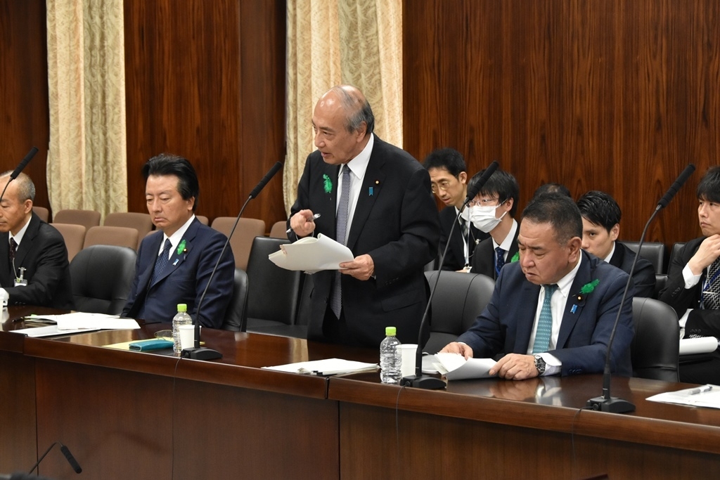 こども人権110番の課題を指摘～参議院法務委員会～