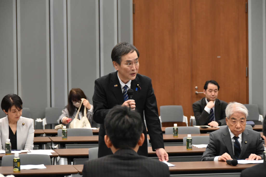 「こどもの自殺対策緊急プラン」の進捗状況などを確認～自殺対策推進議連～