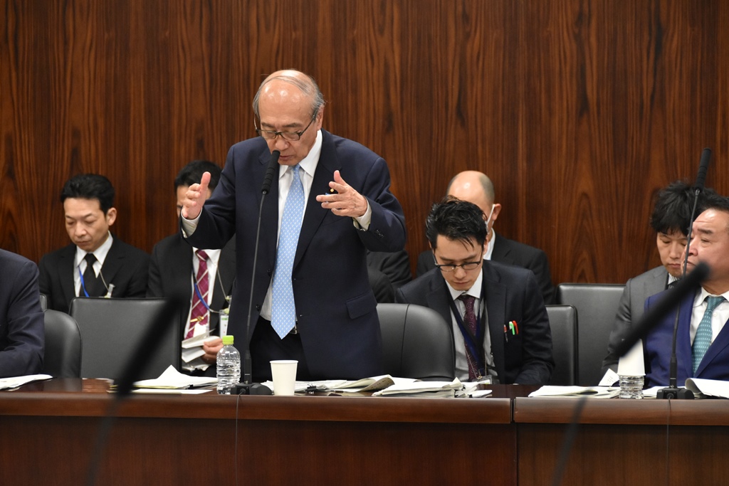 在留特別許可のガイドラインの解釈を問う～参議院法務委員会～