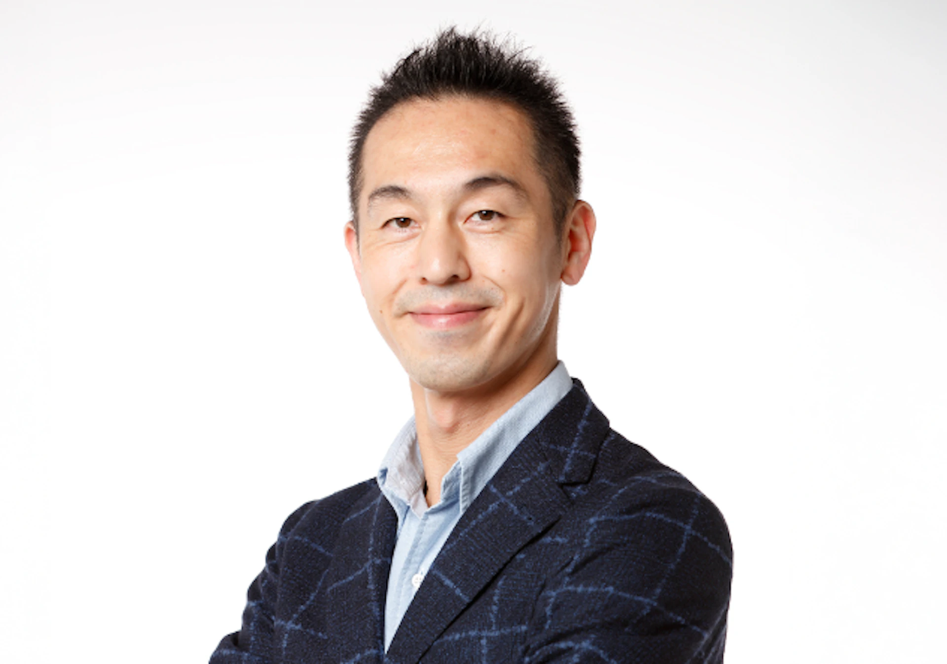 曽山 哲人 氏