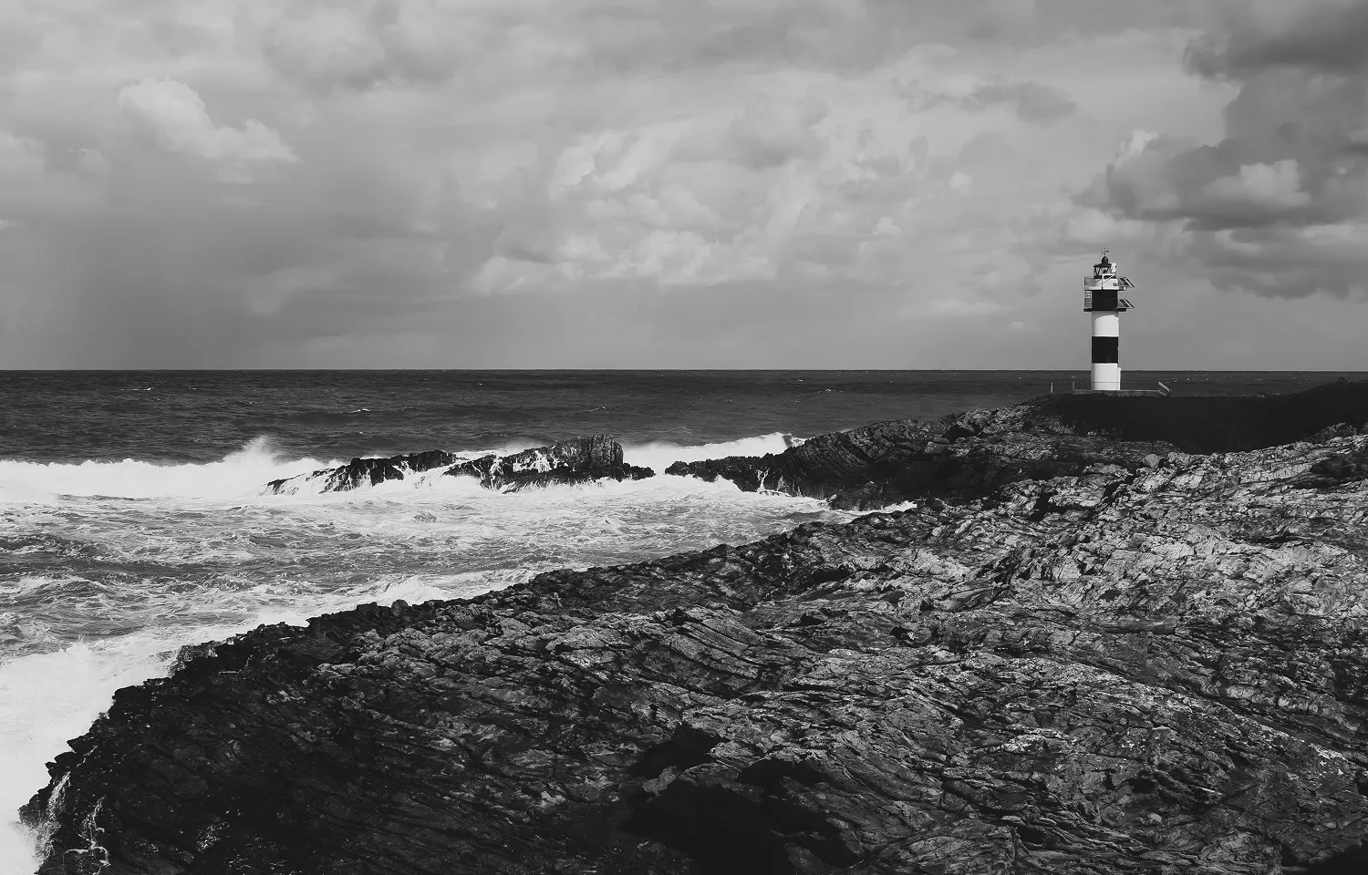 1. リーダーシップとは何なのか？リーダー像の変化と共に