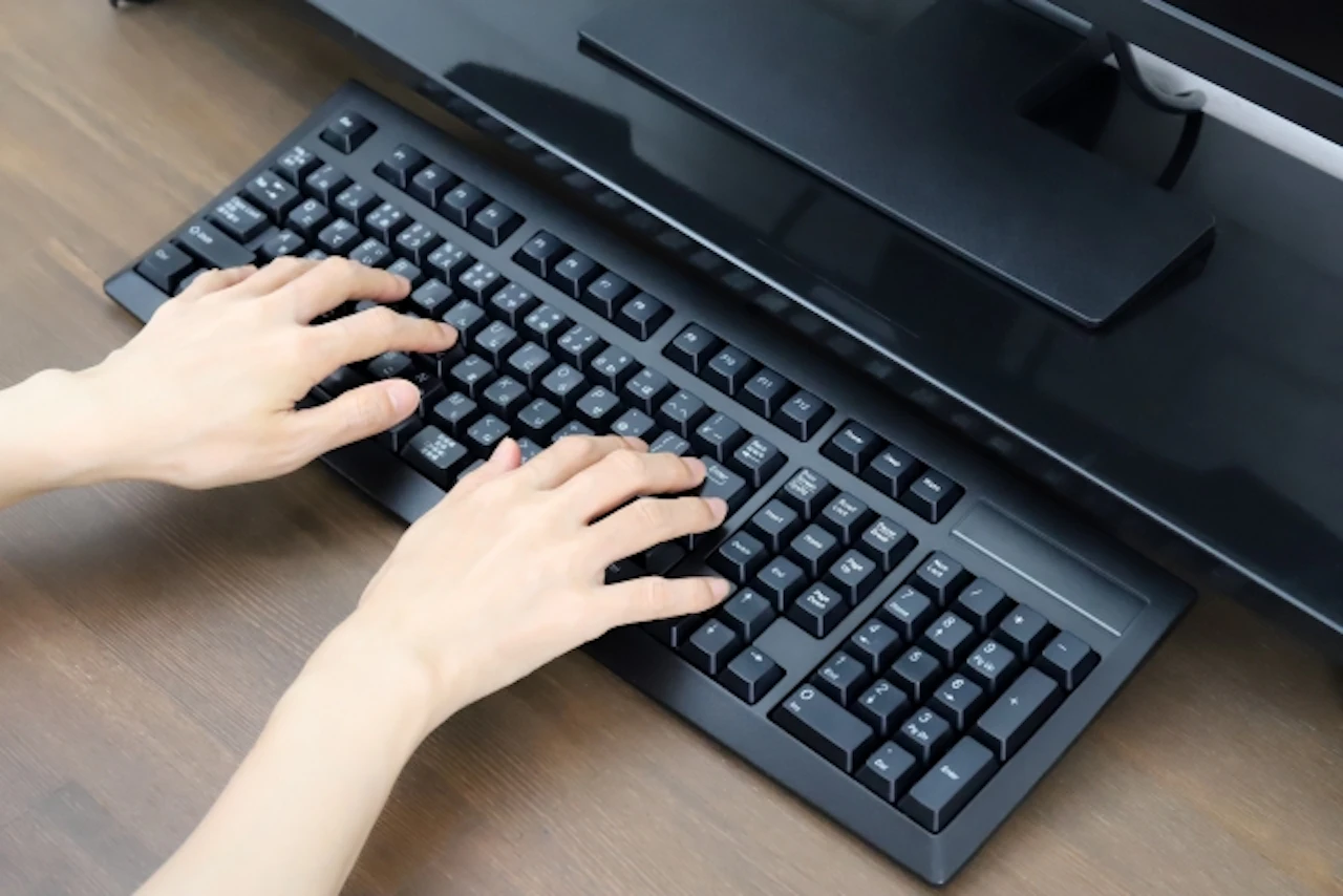 社会人向けプログラミングスクールとは