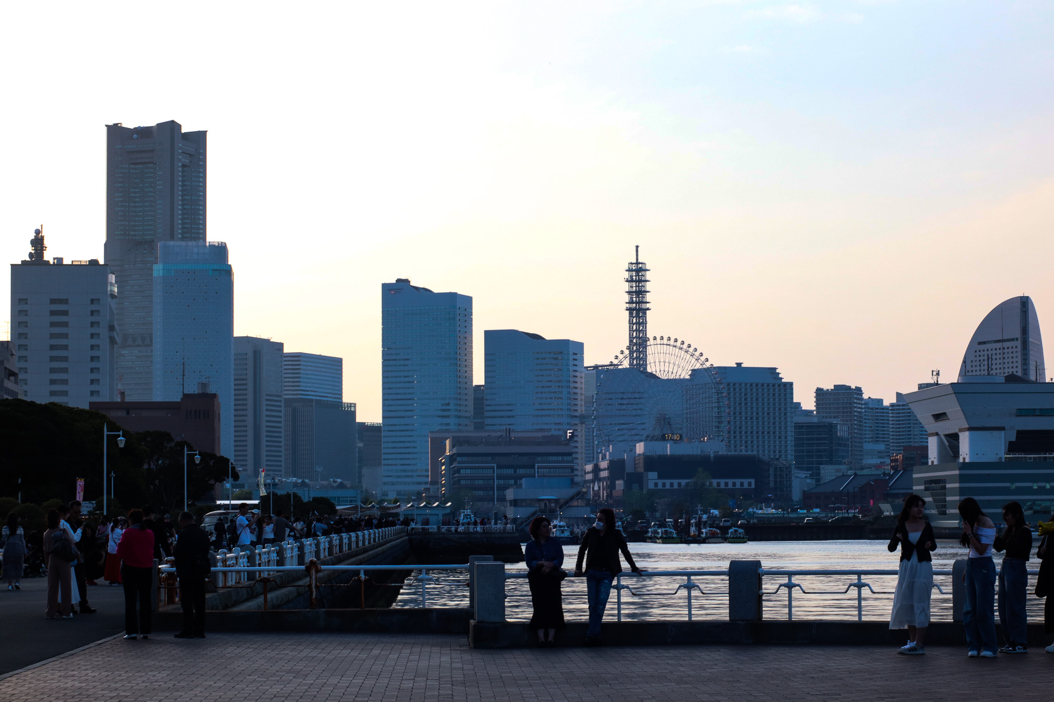 港
