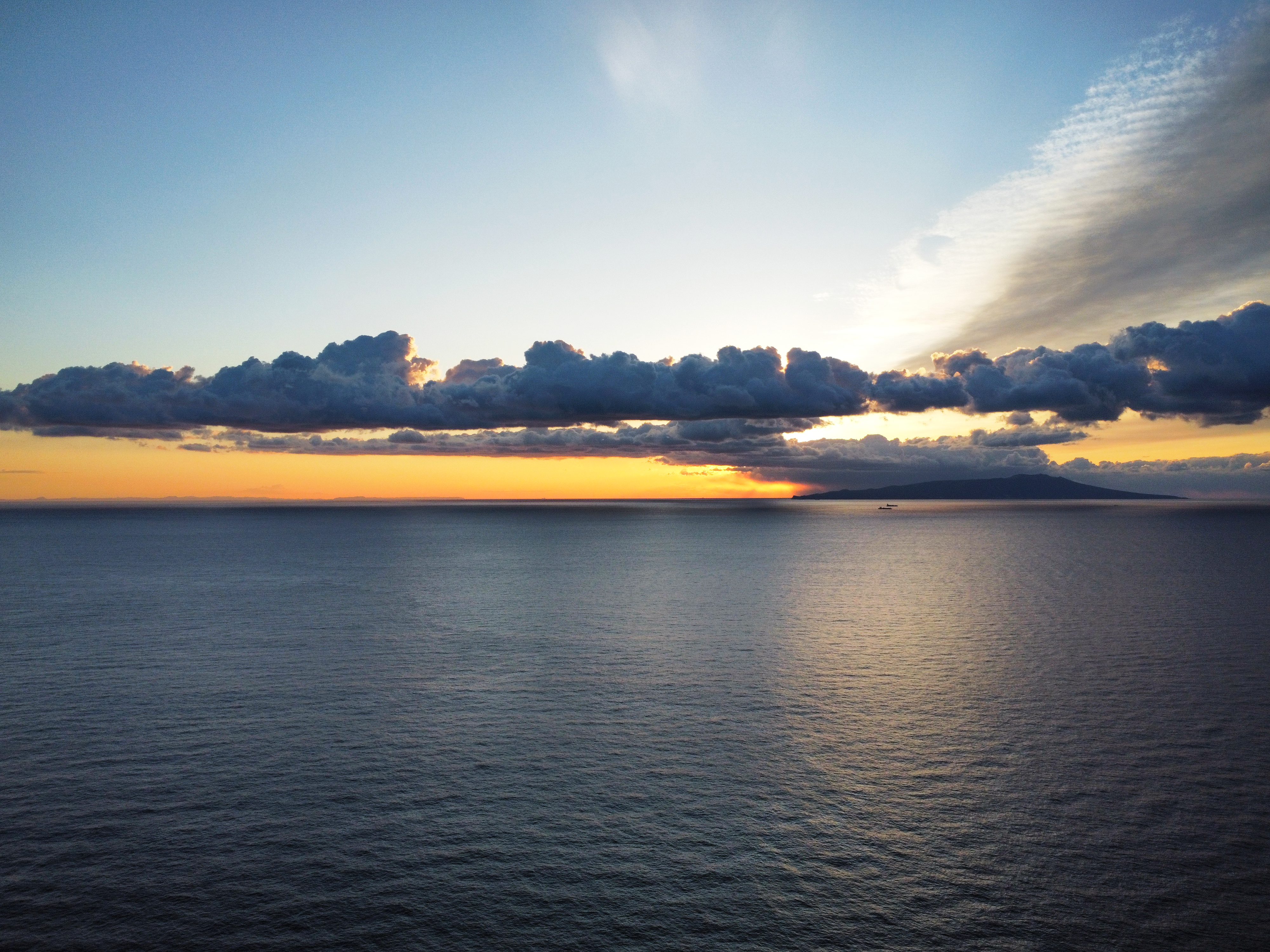 富士箱根伊豆国立公園でドローンを飛ばすのサムネイル画像