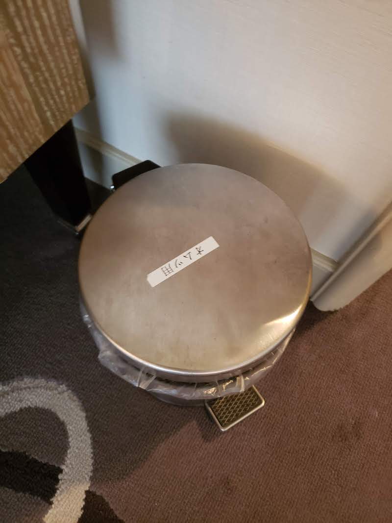 ヒルトン東京お台場オムツ用ゴミ箱