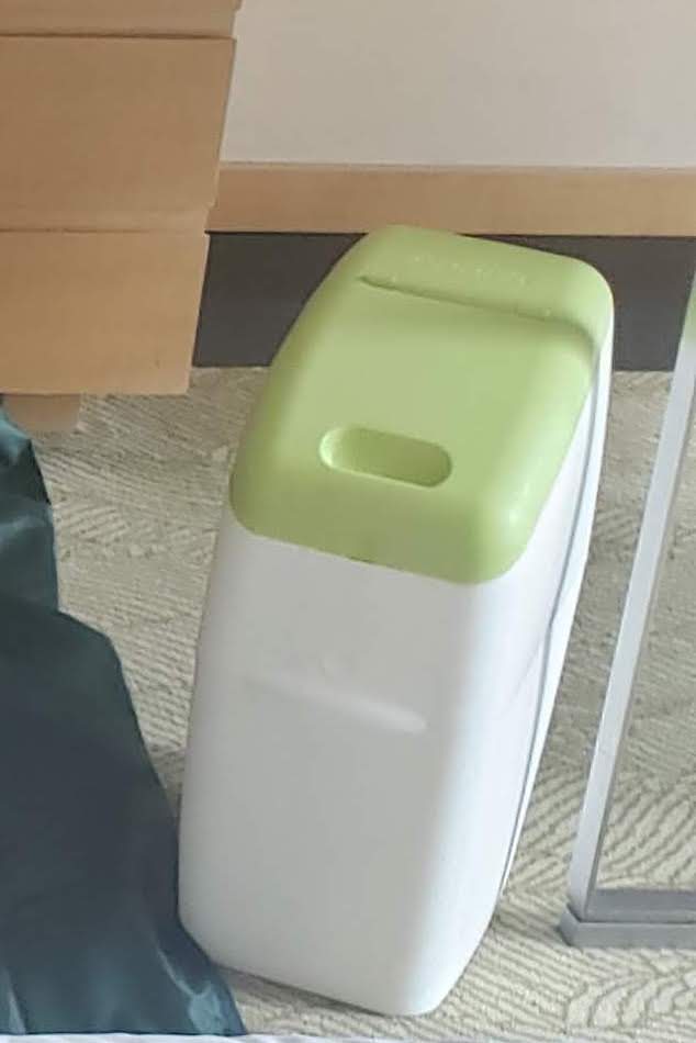 フォーシーズンズ丸の内キッズアメニティおむつゴミ箱