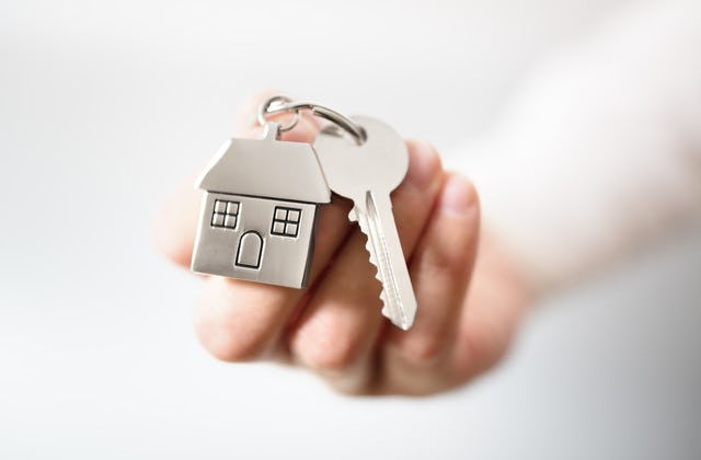住宅ローンが残っている家を買い替える方法と手順