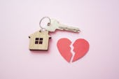 離婚時は家を売って財産分与するのがいい？家を売るタイミングも解説