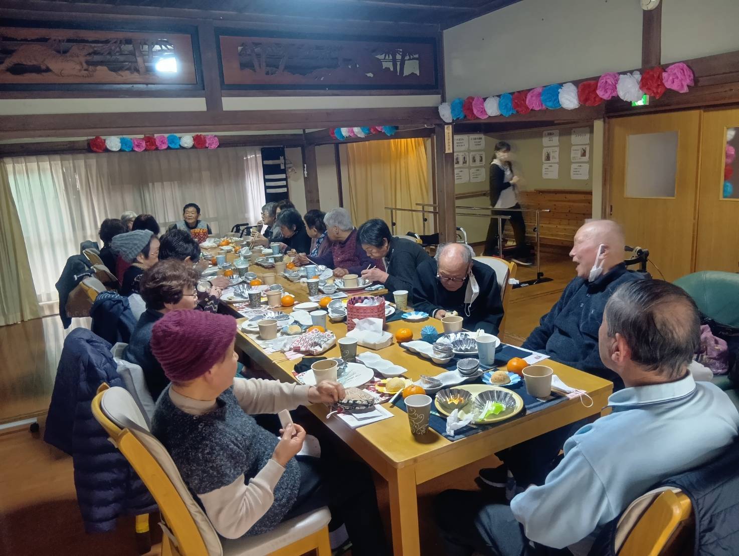 忘年会を開催しました！来年も元気に楽しくすごしましょう！