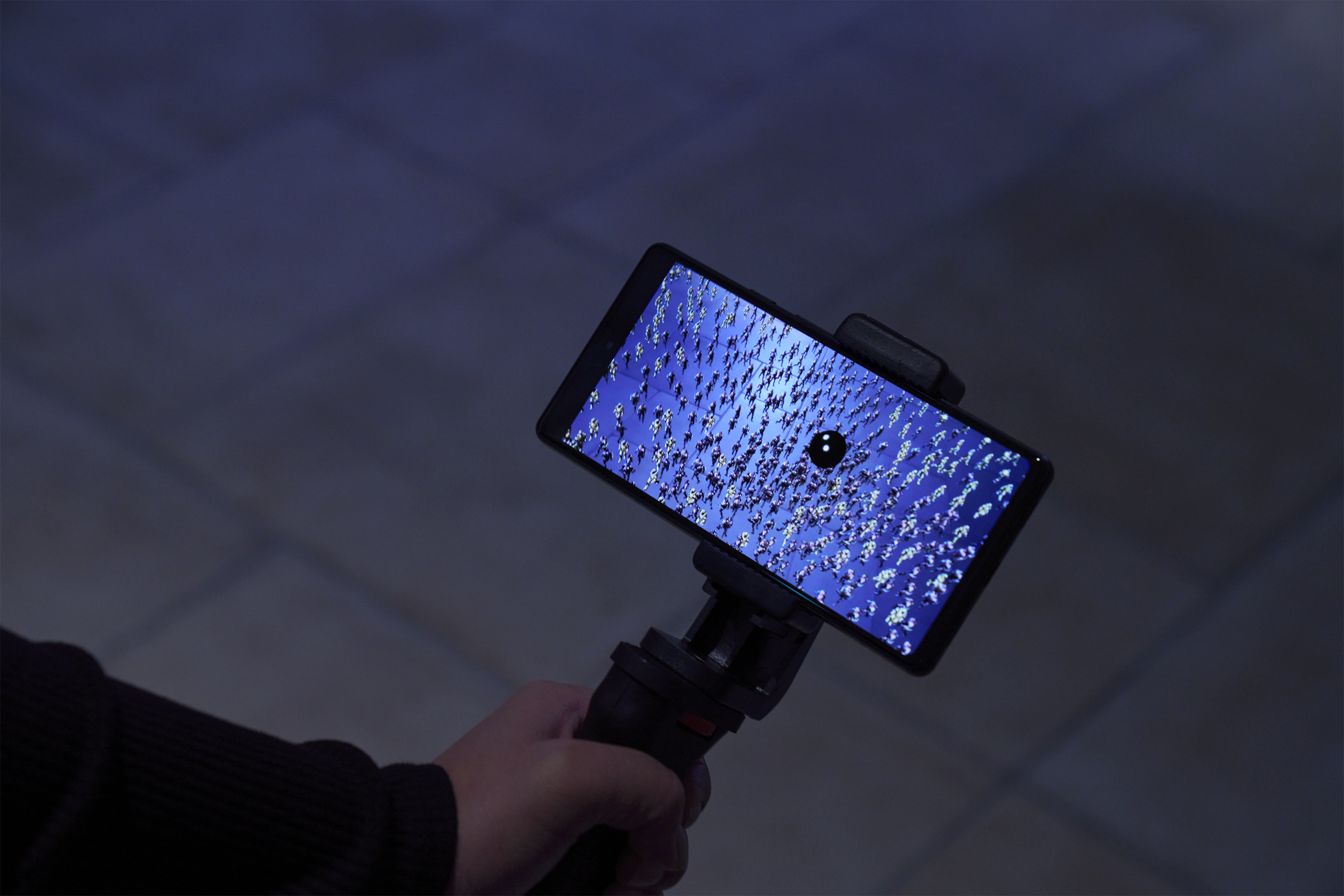 Sync High-definition ARを体験中のスマホの画面の画像