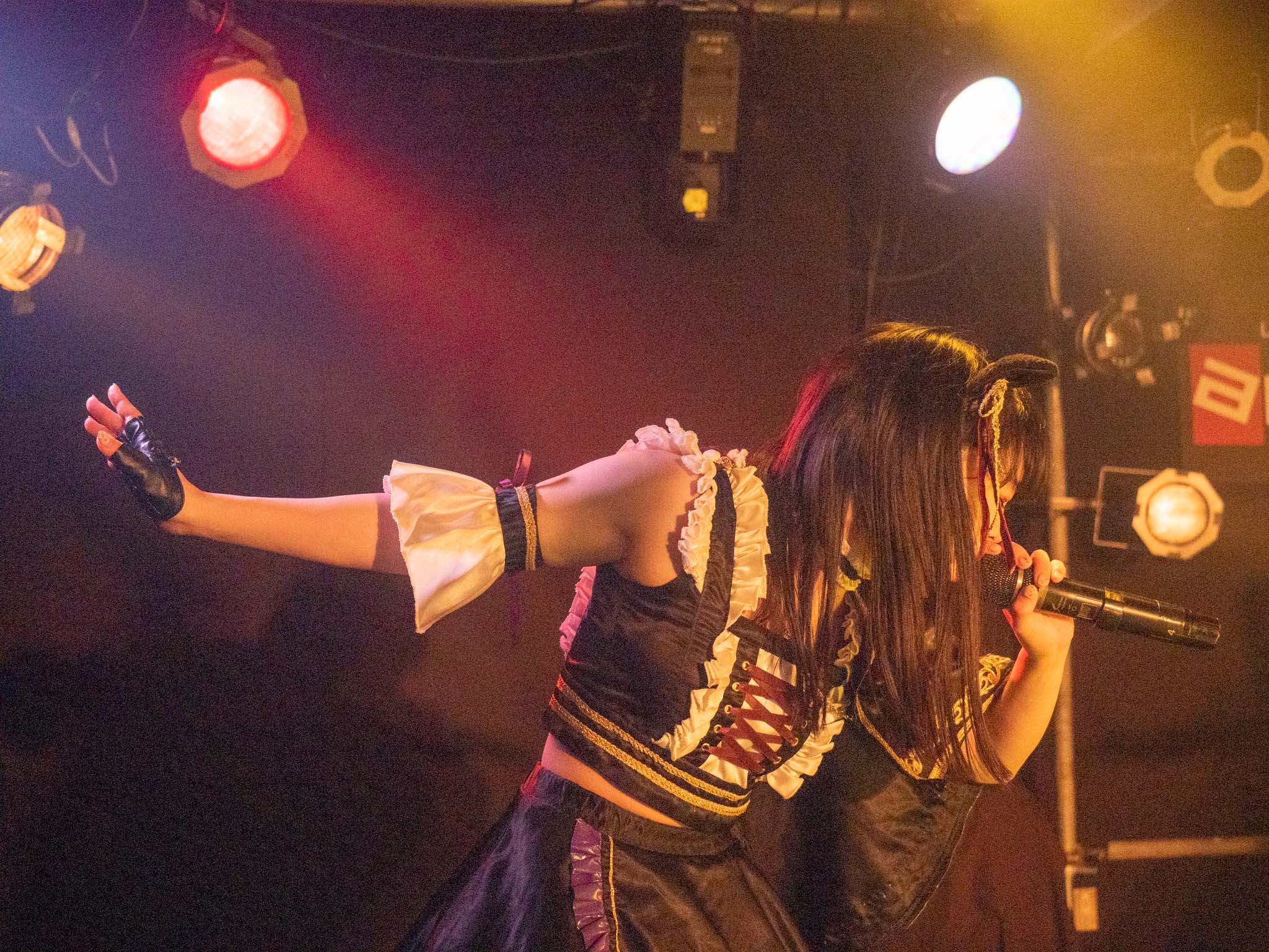 2022.05.04 無銭単独公演‐原点回帰‐ vol.2 ROAD TO O-EAST...＠aube shibuya ダブルアンコール 6枚目