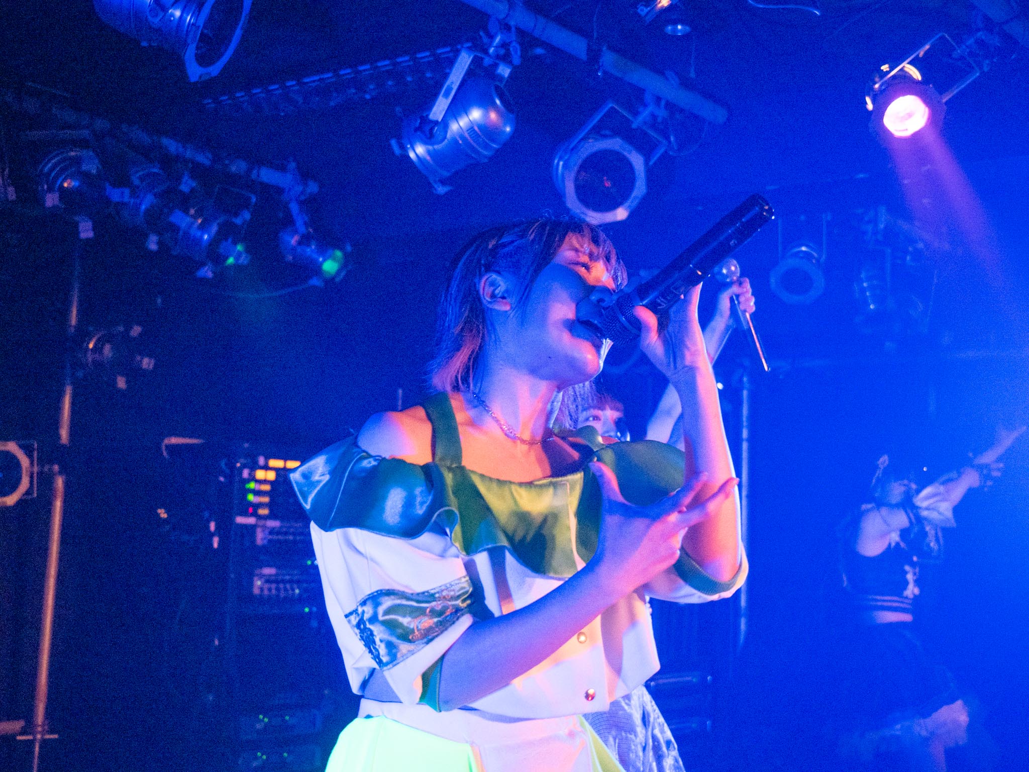 2022.05.04 無銭単独公演‐原点回帰‐ vol.2 ROAD TO O-EAST...＠aube shibuya ダブルアンコール 1枚目