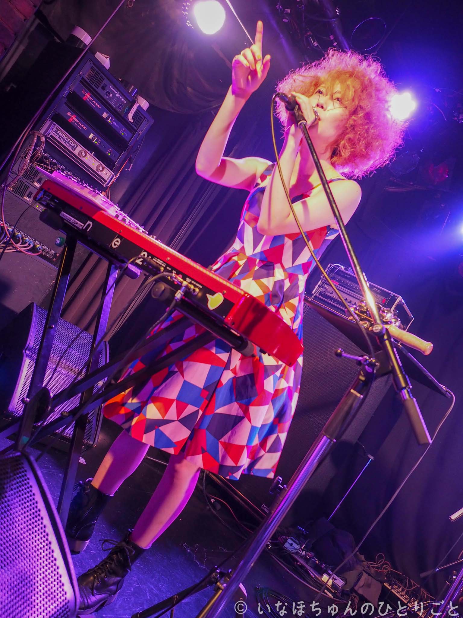 2017.08.16 from now,from here＠CLUB Que 新津由衣 14枚目