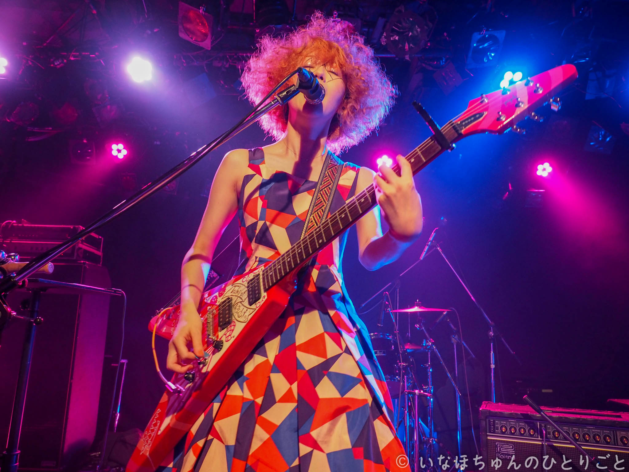 2017.08.16 from now,from here＠CLUB Que 新津由衣 6枚目