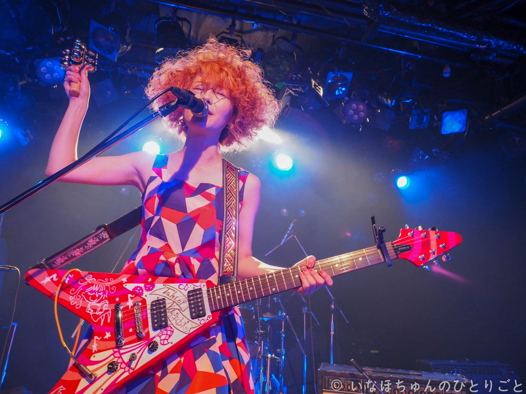 2017.08.16 from now,from here＠CLUB Que 新津由衣 7枚目