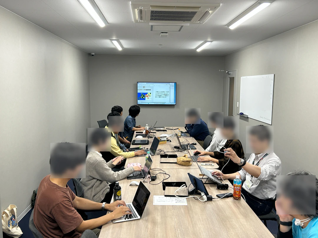 「衛生画像で遊ぶQGIS中級講座」の様子