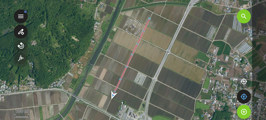 移動経路に沿って一定間隔でポイントが追加されている（地理院タイルを加工して作成）