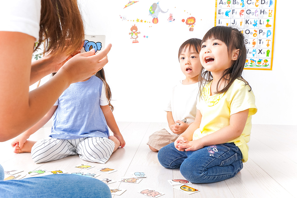 子供や乳児の二語文はいつから？言葉の発達の平均目安と出ない場合の対策 | 0歳からの幼児教室【ベビーパーク/キッズアカデミー】