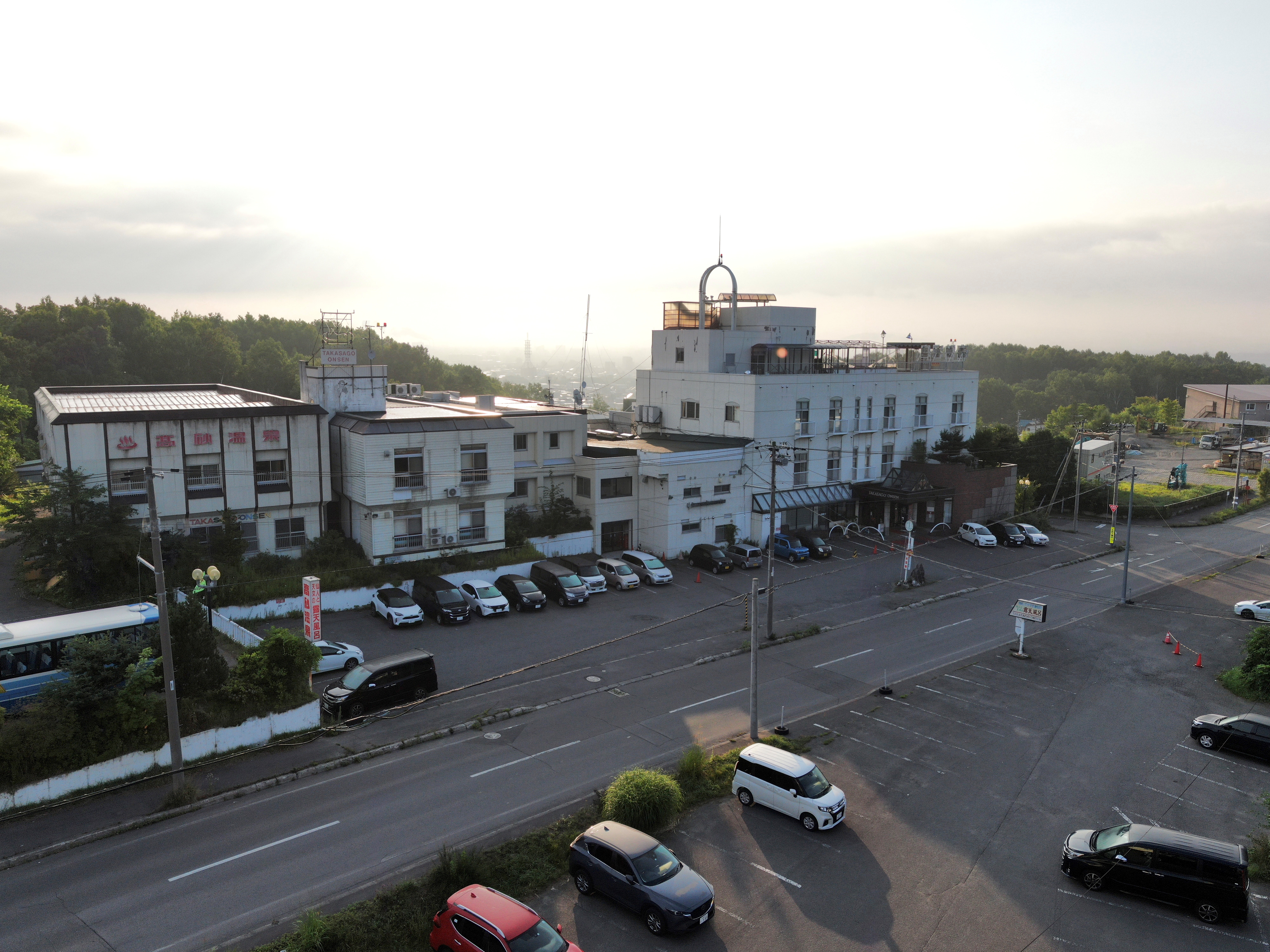 img05.jpg