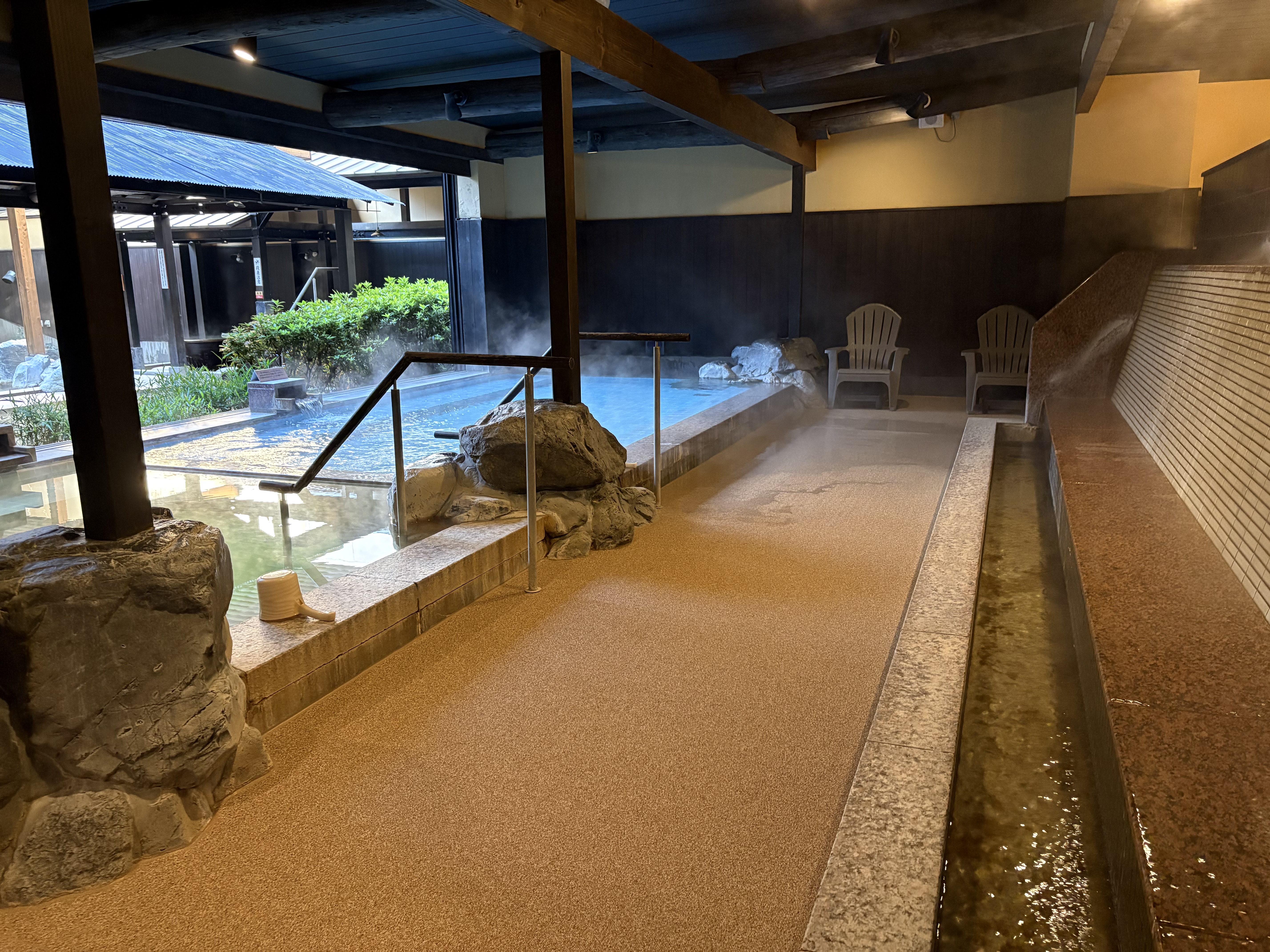 天然 温泉 延 羽 の 湯 鶴橋 店