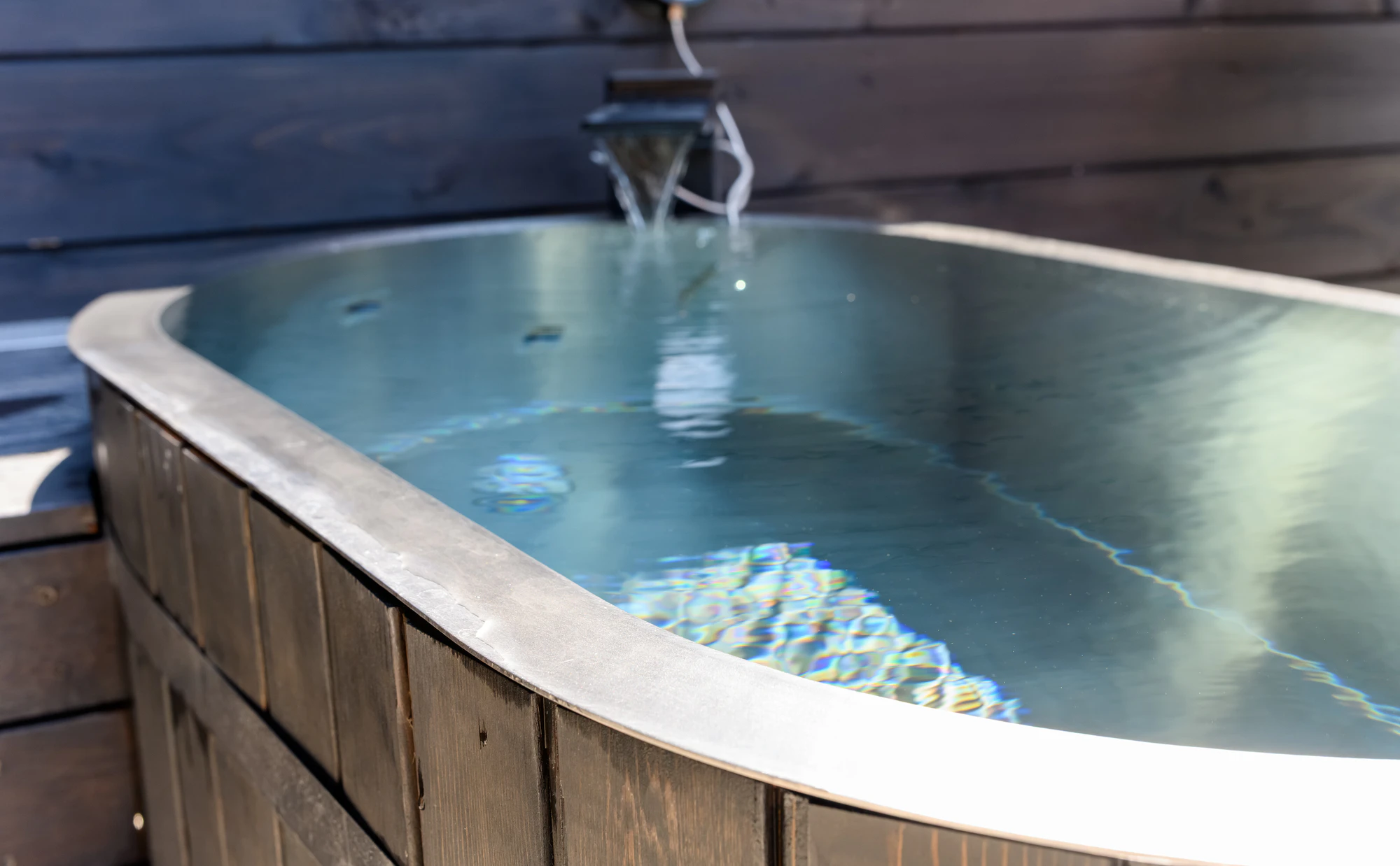 真夏でもととのえる！大阪でキンキンの水風呂に入れるスーパー銭湯・銭湯3選