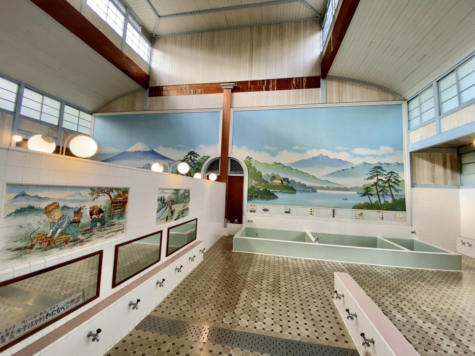 圧倒的な広さにびっくり！ゆったりくつろげる大阪の温浴施設3選