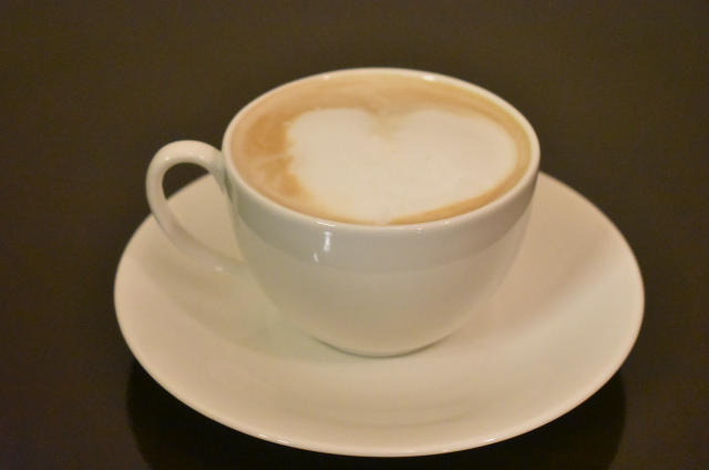 カフェラテ　アイスorホット