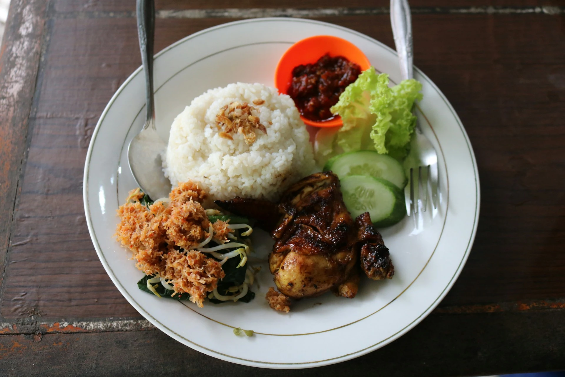 ナシチャンプル（Nasi Campur）