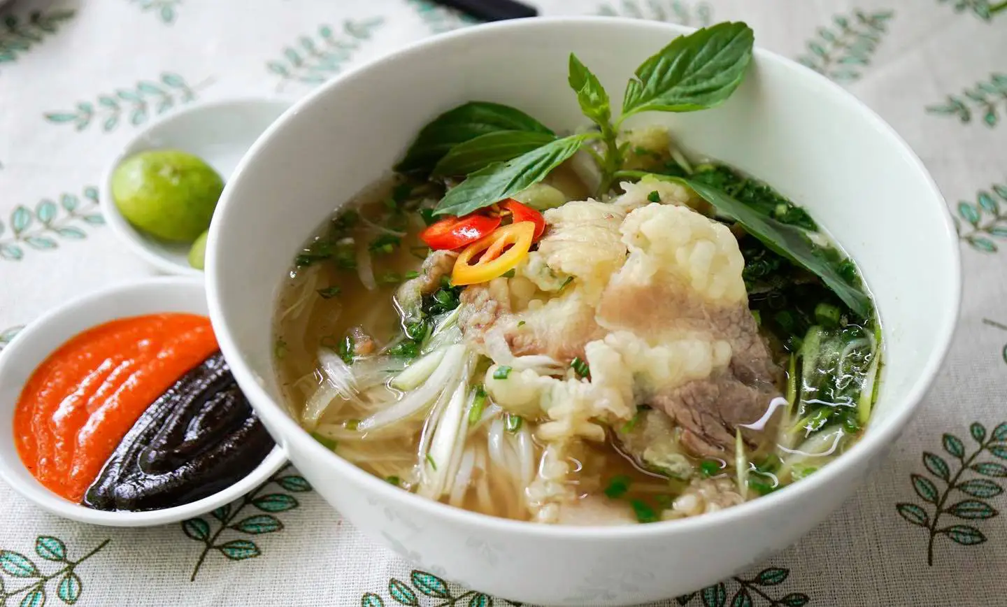 Phở Hương Bình（フォー フン ビン）