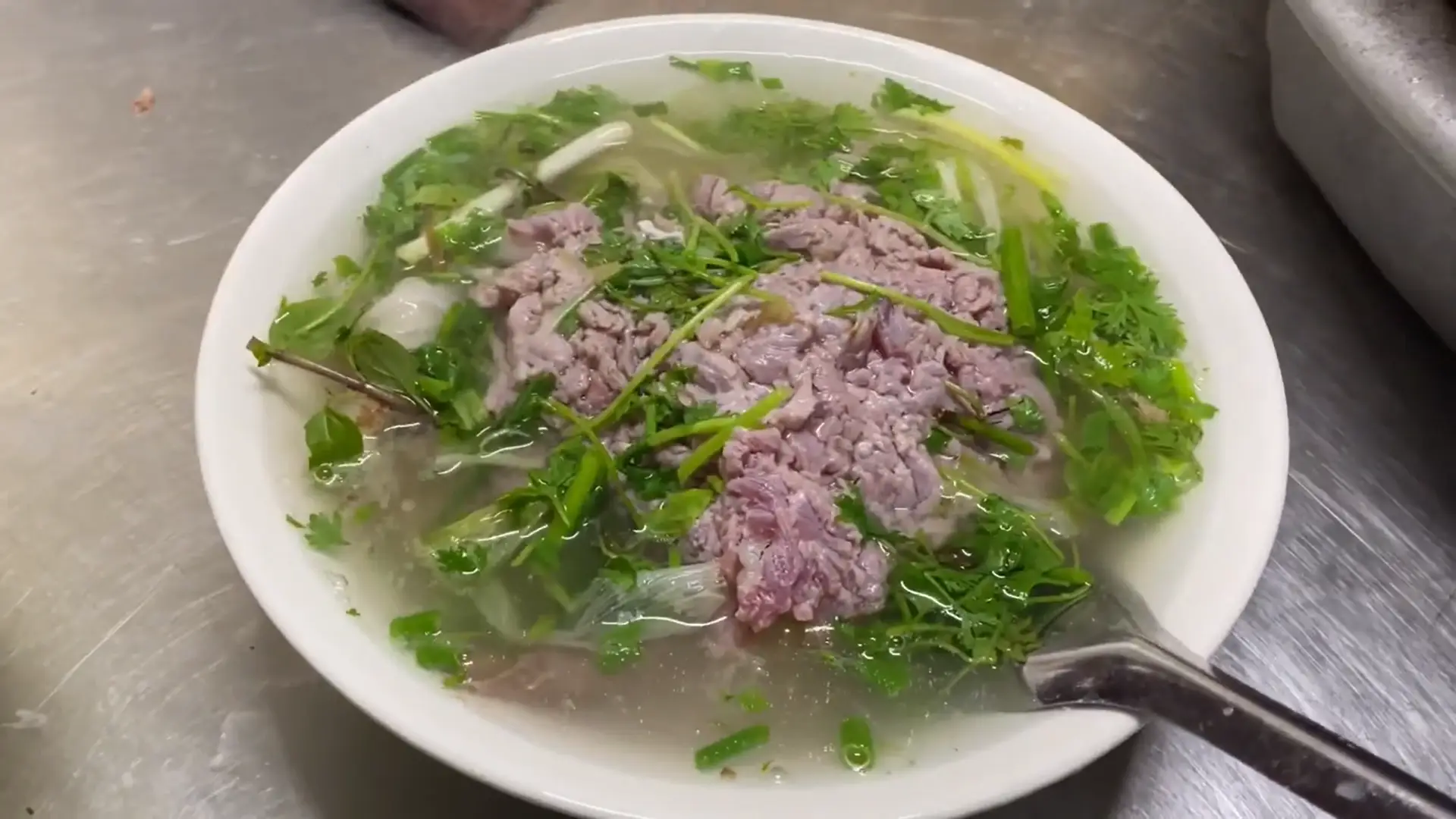 Phở Thìn Bờ Hồ（フォー ティン）