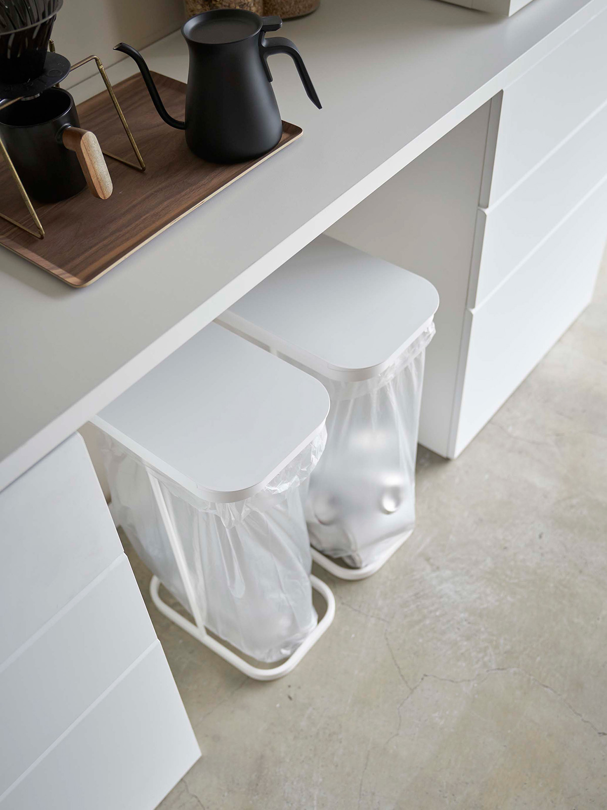 LUCE ｜ 横開き分別ゴミ袋ホルダー ルーチェ ｜ 山崎実業