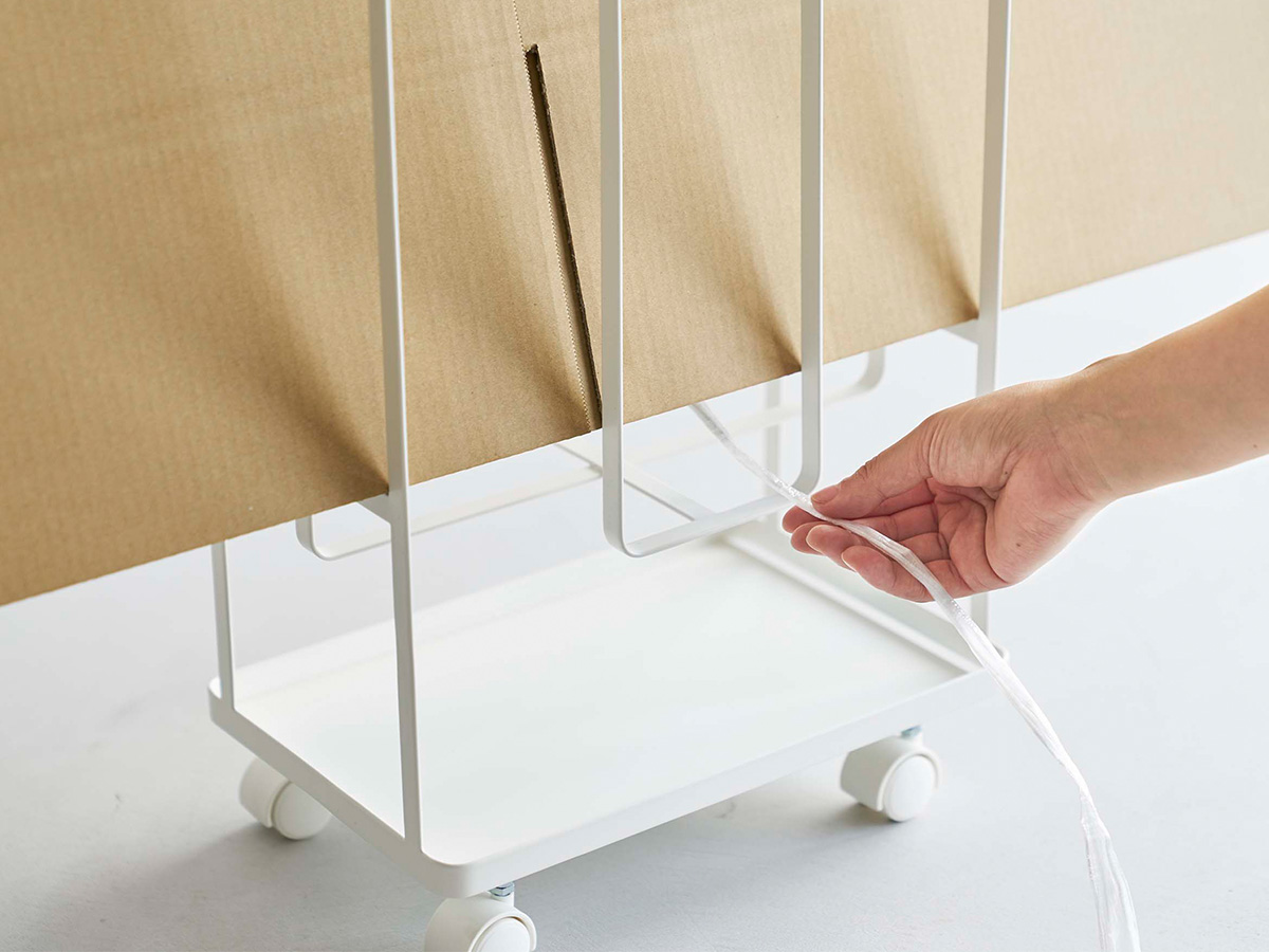 tower ｜ トレー付きダンボールストッカー タワー ｜ 山崎実業