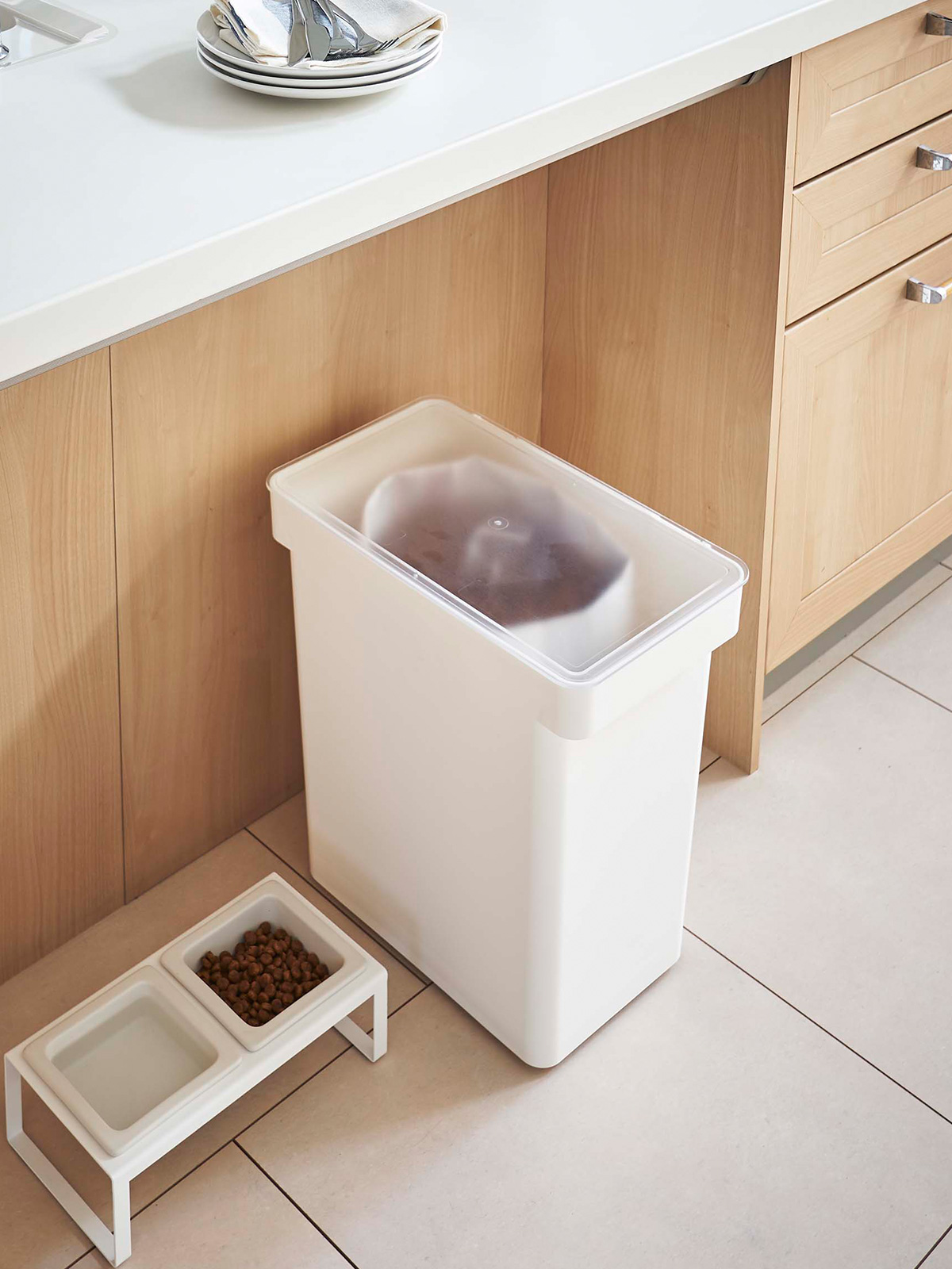 tower ｜ 密閉ペットフードストッカー タワー 12kg 計量カップ付