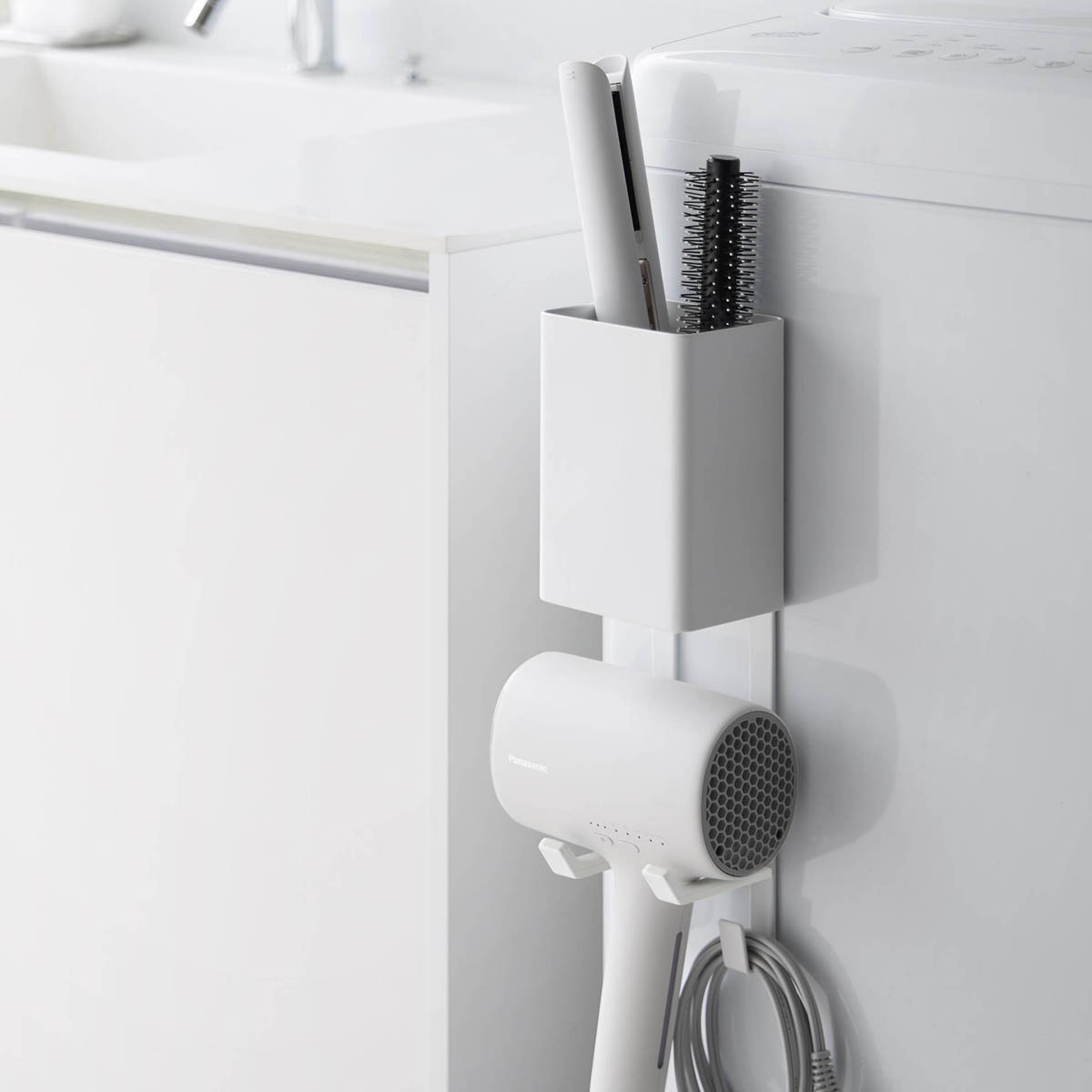 ヘアアイロン・ドライヤー収納 家電収納 通販 ｜ 山崎実業