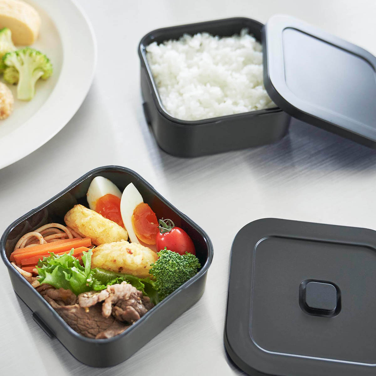 はるか 2L 箱込み約10キロ×２箱 新物/予約】平干し バラ詰 2kg箱 紅はるか - 茨城県ひたちなか市