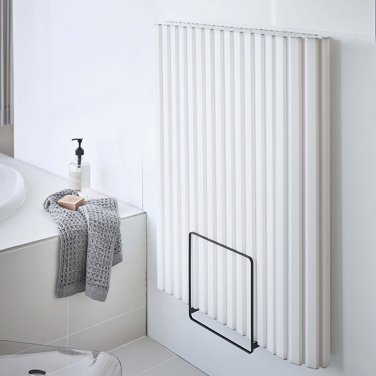 LIXIL お風呂 蓋 元値4万1600円 新品未使用（LIXIL 頼ろ 風呂フタ 新品  