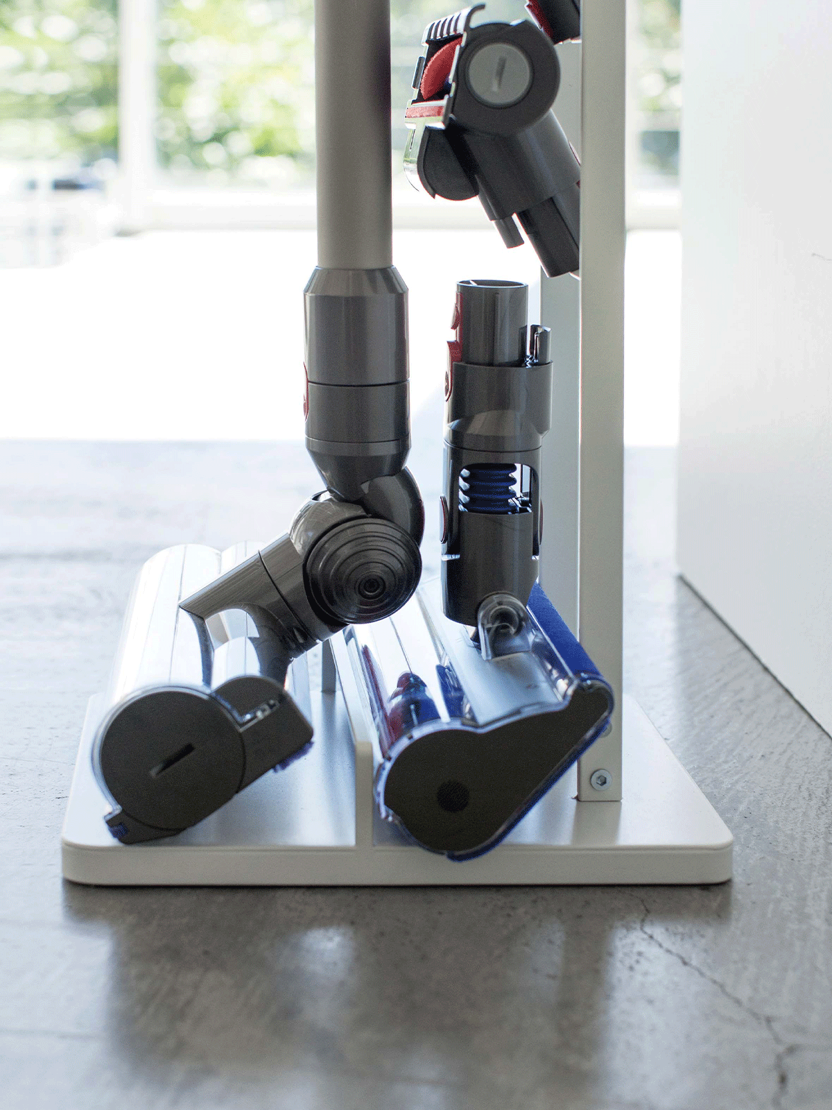 コードレスクリーナー 23658-1.jpg