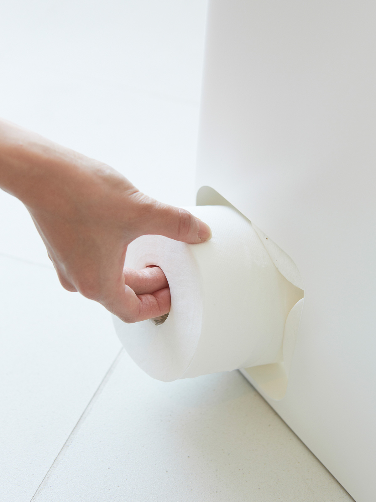 tower ｜ トイレットペーパーストッカー タワー ｜ 山崎実業