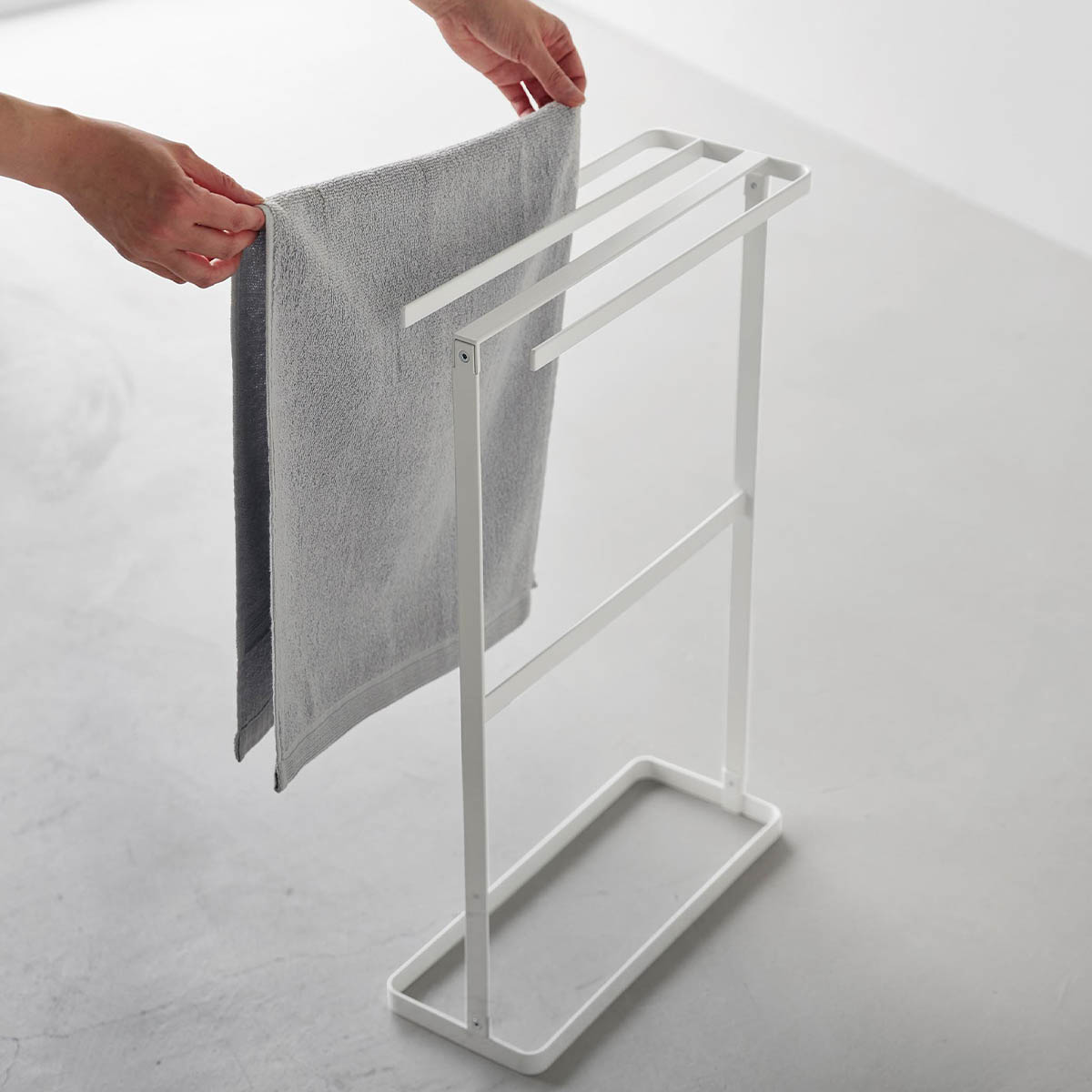 タオルハンガー ランドリー 通販 ｜ 山崎実業