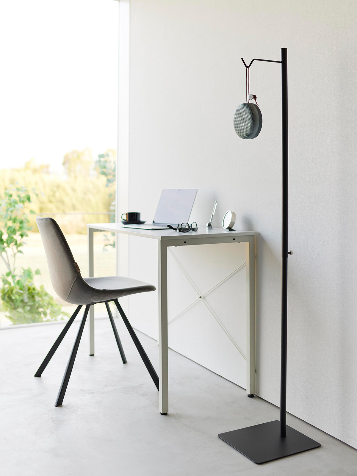 tower ｜ 高さ伸縮ランタンスタンド タワー ｜ 山崎実業