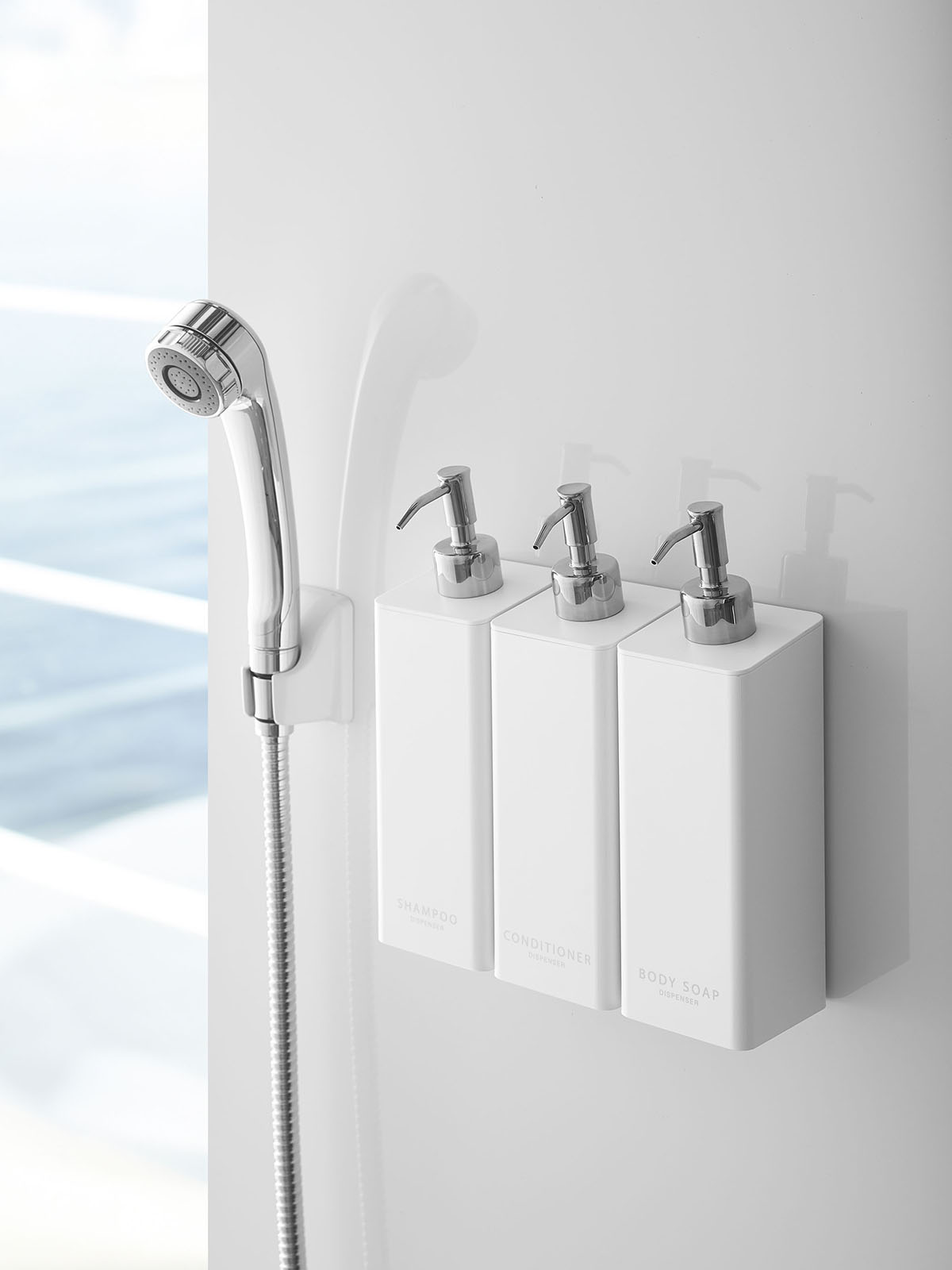 ディスペンサー マグネット シャンプーボトル tower タワー 3個セットWH dショッピング |山崎実業 公式 お風呂 tower たっぷり洗剤が出る