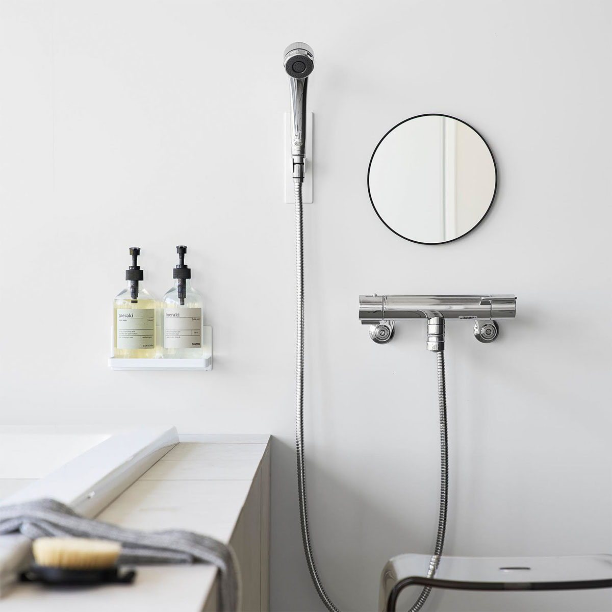 tower ｜ マグネットバスルームミラー タワー 丸型 23cm ｜ 山崎実業