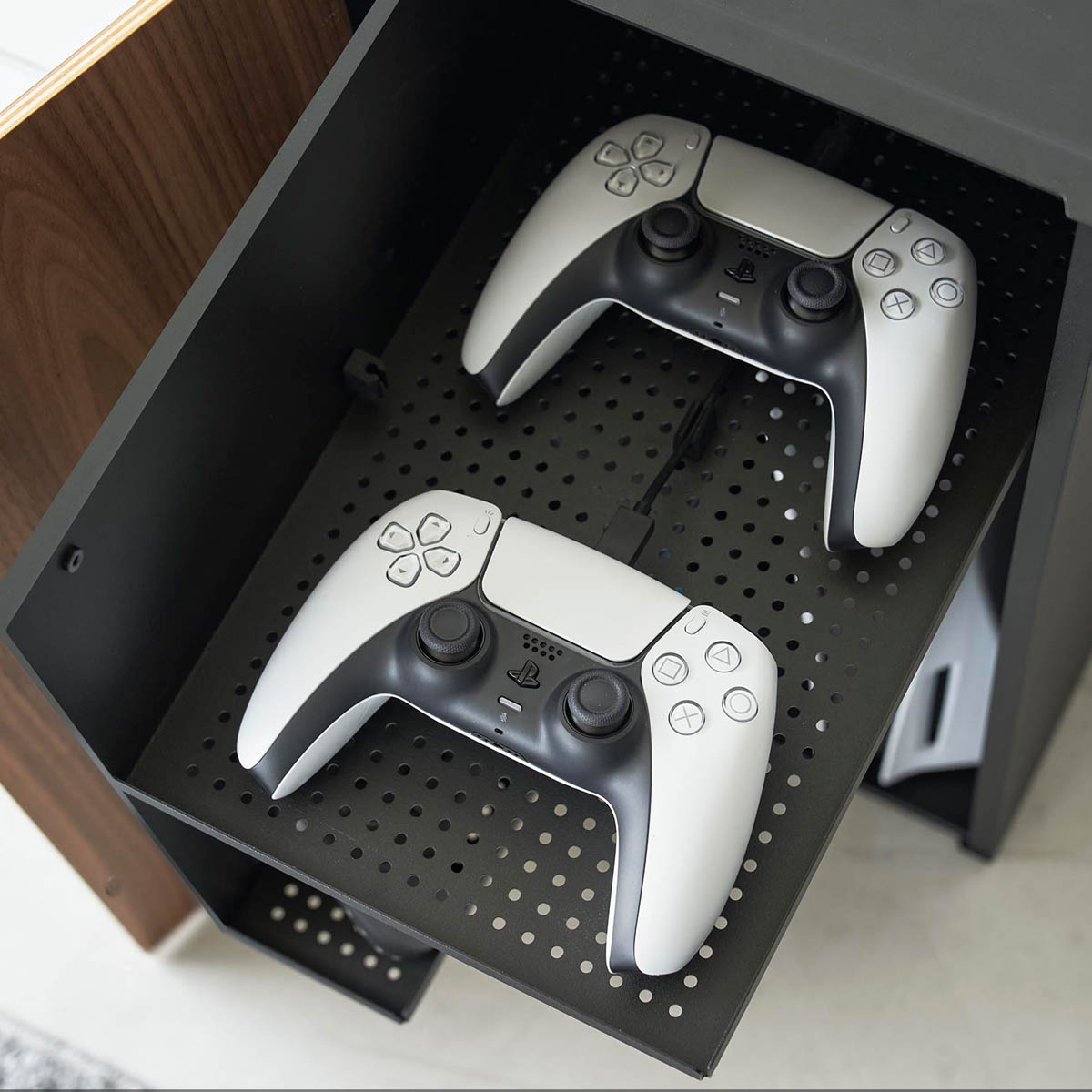 tower ｜ ゲーム機収納ラック タワー ｜ 山崎実業